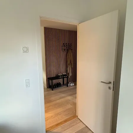 Carlsberg Stunning W Balcony Apartment *