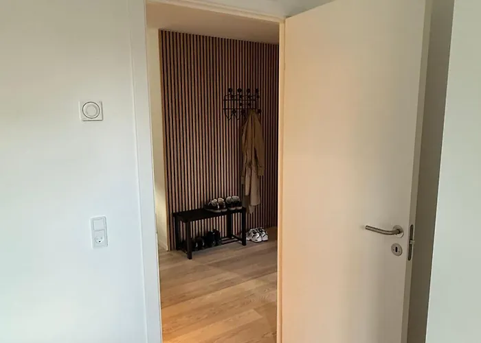 Carlsberg Stunning W Balcony Apartment *